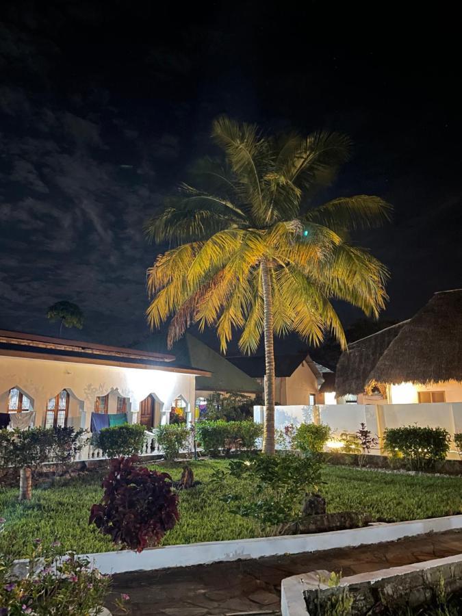Kihori Nungwi Bed & Breakfast ภายนอก รูปภาพ