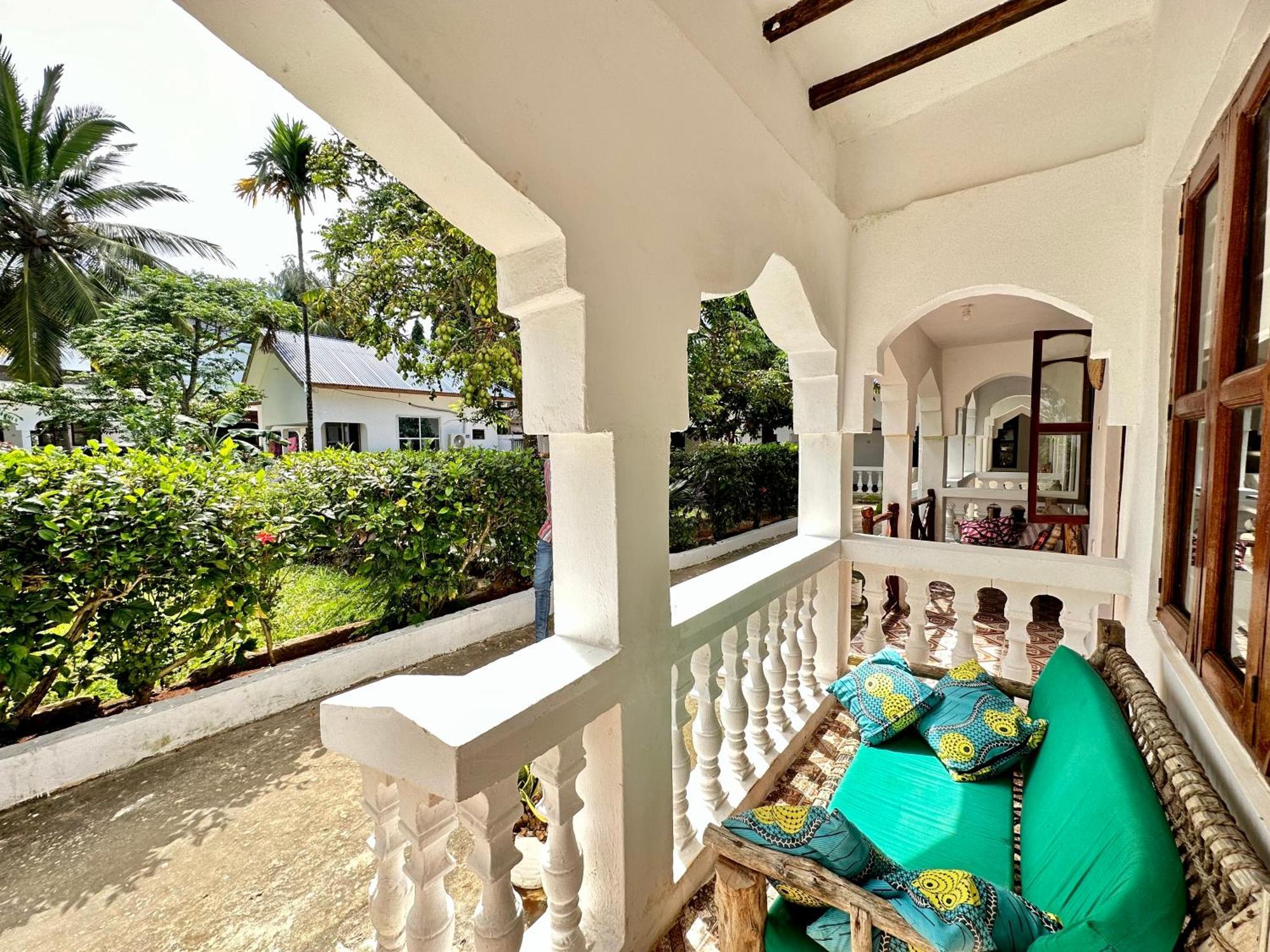 Kihori Nungwi Bed & Breakfast ภายนอก รูปภาพ