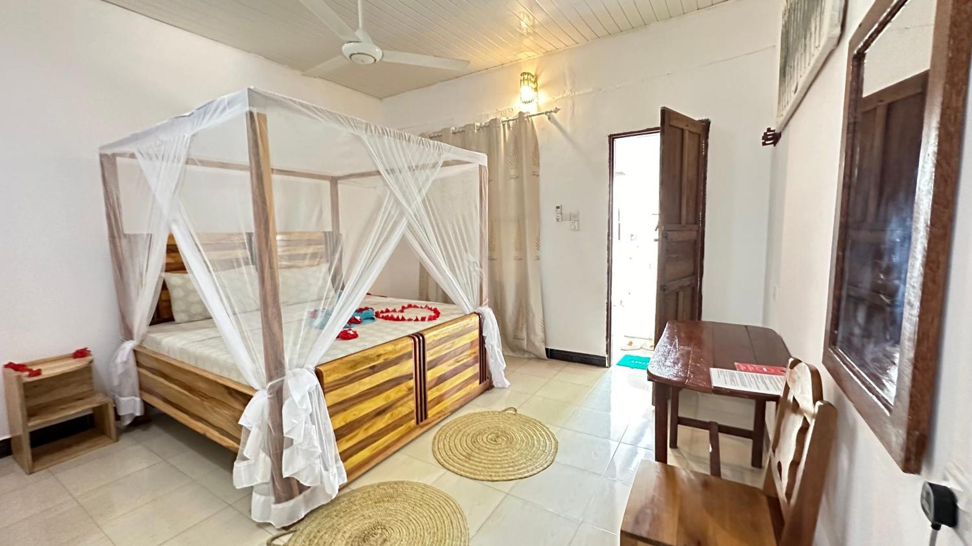 Kihori Nungwi Bed & Breakfast ภายนอก รูปภาพ